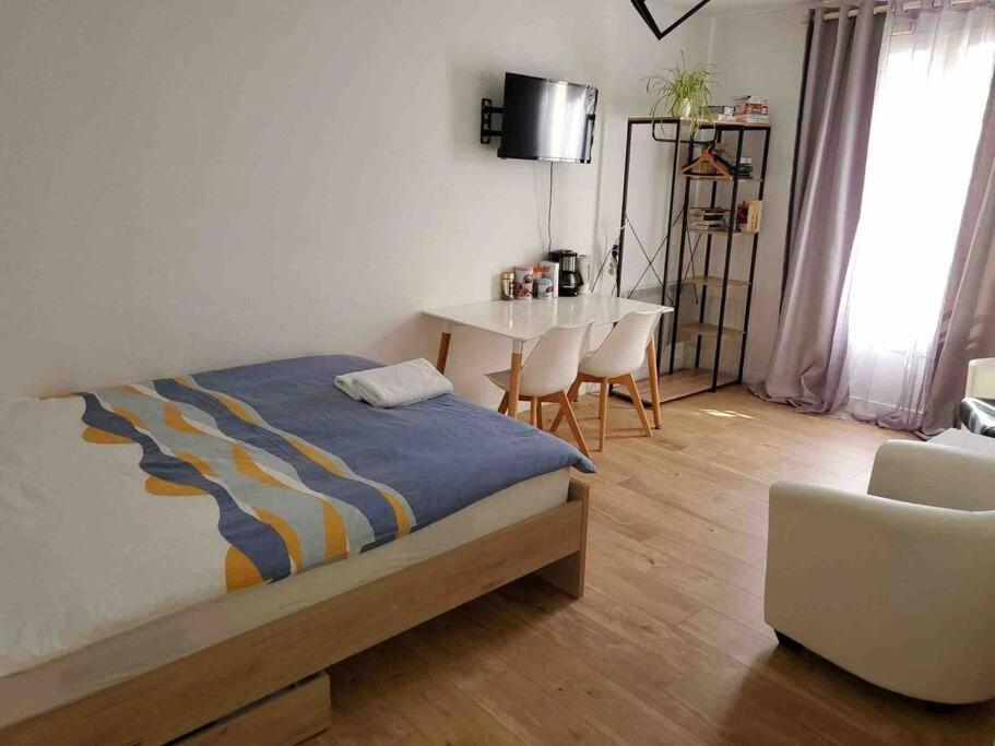 Appartement En Face De La Gare - Centre Ville Poitiers Eksteriør bilde